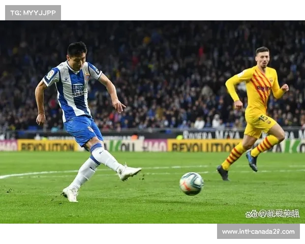 西班牙人因球迷投掷事件受罚，主场安保升级