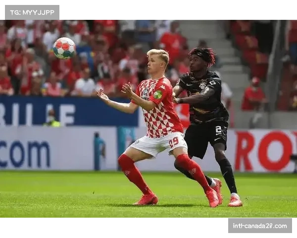 美因茨2-1绝杀波鸿,替补奇兵登场20秒后即利用对手失误打入反击进球 美因茨2-1绝杀波鸿,替补奇兵登场20秒后即利用对手失误打入反击进球