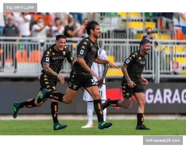 意甲联盟批准新电视转播分成方案,旨在缩小强弱队差距 意甲联盟批准新电视转播分成方案,旨在缩小强弱队差距